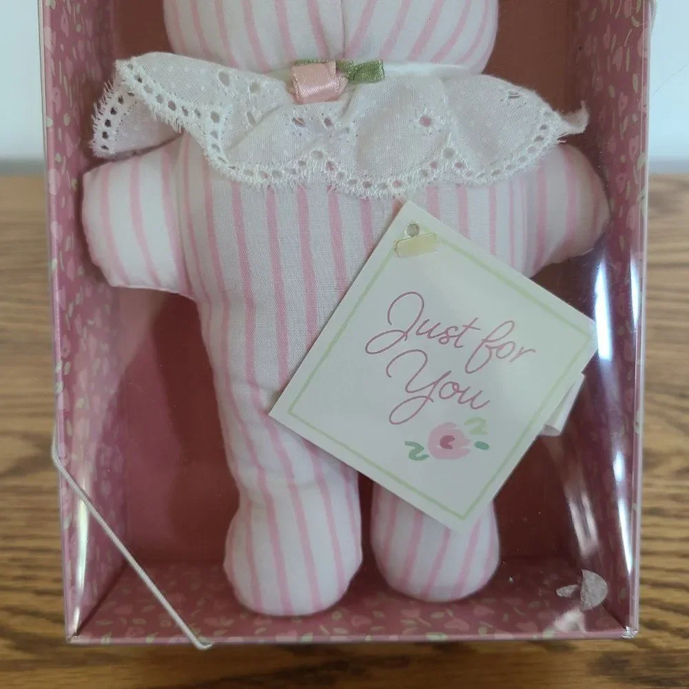 Hallmark exclusive item
